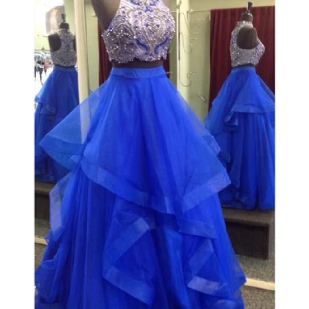 anna prom - Picture 2 of 8